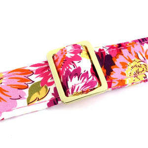 Collar is adjustable.