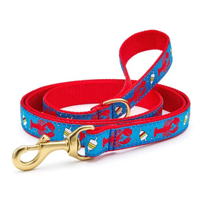 Comes with matching 5-ft leash