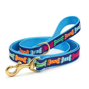 Comes with a matching 5-ft leash