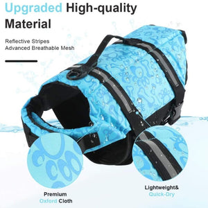 For water safety this summer, our dog life jackets feature the premium quick-dry material, breathable mesh and reflective strips.