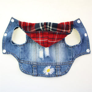 Embroidered with a daisy, this lightweight stylish jean vest comes in XS-2XL for small dogs, including Chihuahua, Yorkshire Terrier, Shih Tzu, French Bulldog, Toy Poodles and puppies.