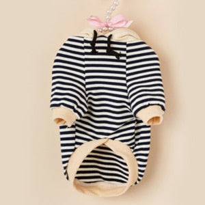 This classic Striped Sailor Dog Hoodie from our Spring/Summer collection is made of 100% cotton.