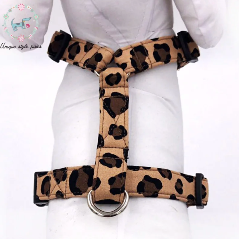 Stylish and chic, this Luscious Leopard 3-Piece Harness matching set includes a Dog Harness, Bow Tie Collar & Leash. 