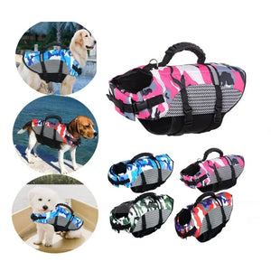 Camo Dog Life Jacket is available in 4 colors: Blue, Pink, Green and Orange.