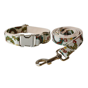 Detachable bow tie makes it easy to dress up or dress down this Christmas Dog Collar & Leash Set.