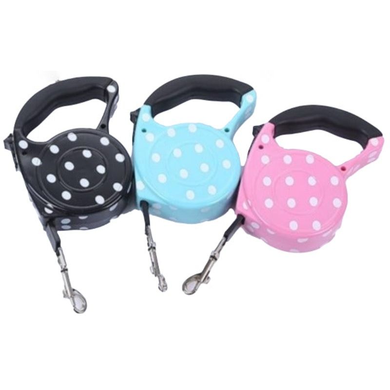 Available in 3 colors, our posh Polka Dot 3M/5M Retractable Dog Leash collection is bound to liven things up on your next dog walk.