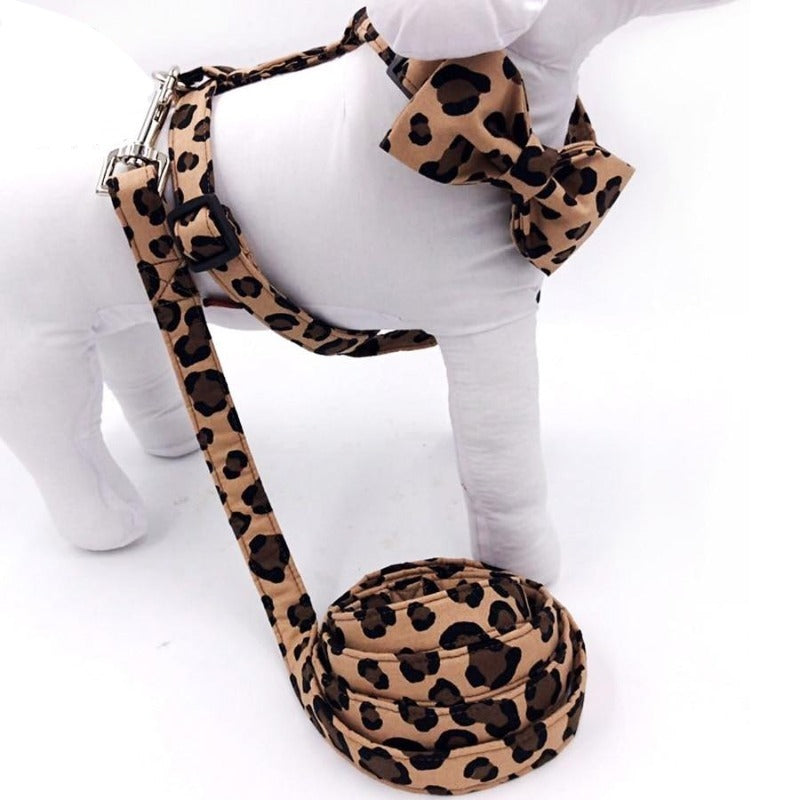 Stylish and chic, this Luscious Leopard 3-Piece Harness matching set includes a Dog Harness, Bow Tie Collar & Leash. 