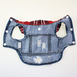 Embroidered with a daisy, this lightweight stylish jean vest comes in XS-2XL for small dogs, including Chihuahua, Yorkshire Terrier, Shih Tzu, French Bulldog, Toy Poodles and puppies.