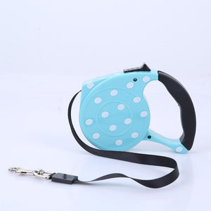 Blue polka dot retractable leash