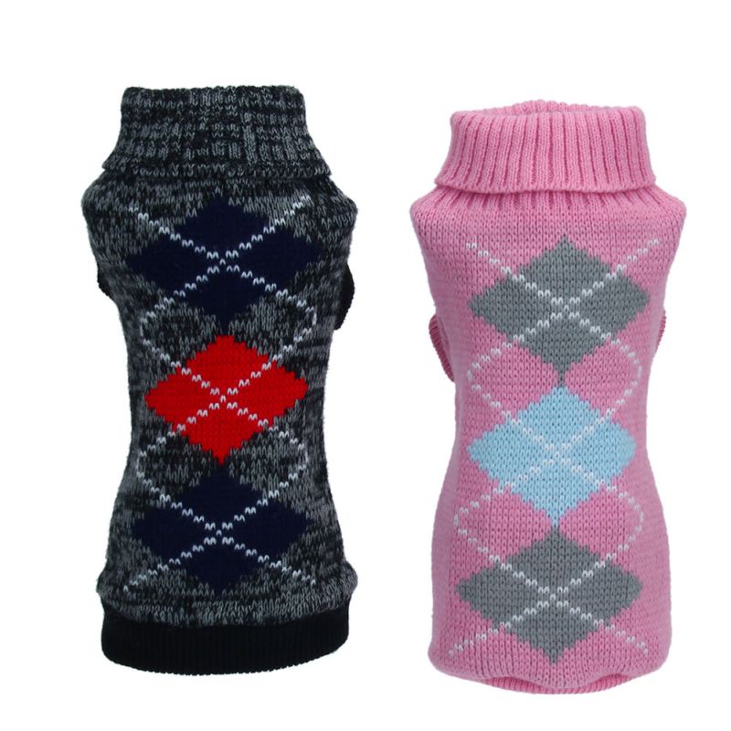 Keep your fur baby warm this autumn/winter with this Classic Argyle Dog Sweater.
